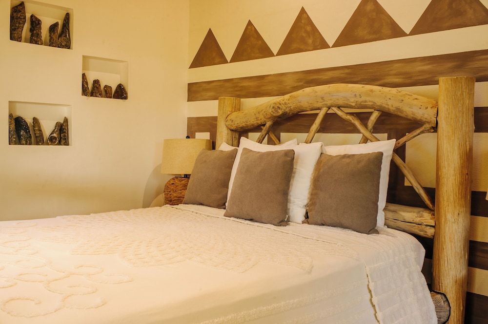 Deluxe Double Room, 1 Queen Bed, Non Smoking, Sea View photo 3