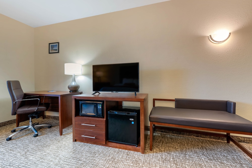 Room, 2 Queen Beds, Accessible, Non Smoking - Photo 3