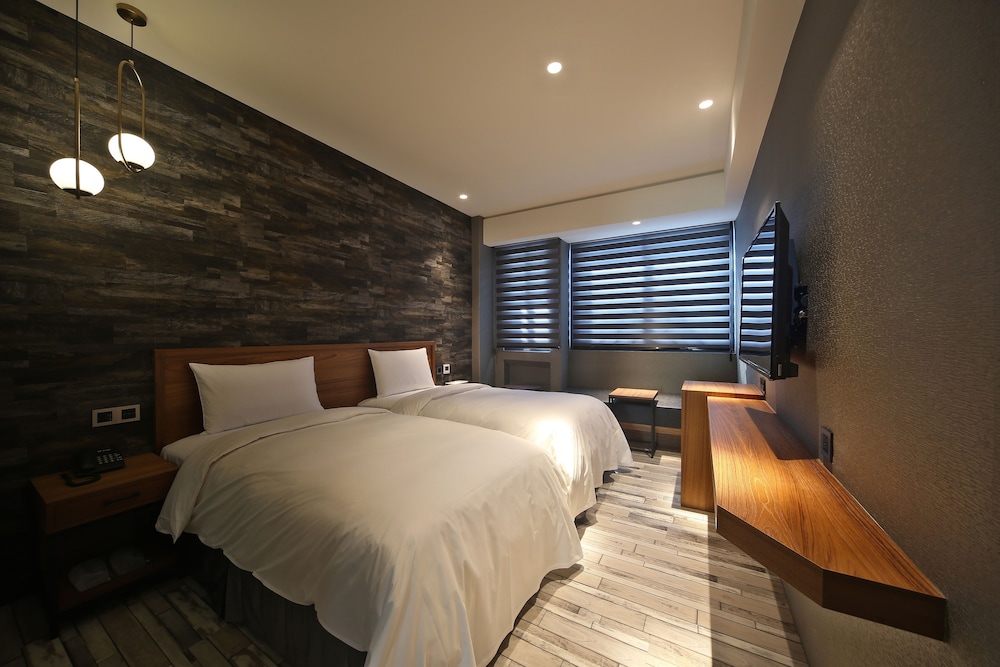 Deluxe Twin Room - Photo 1