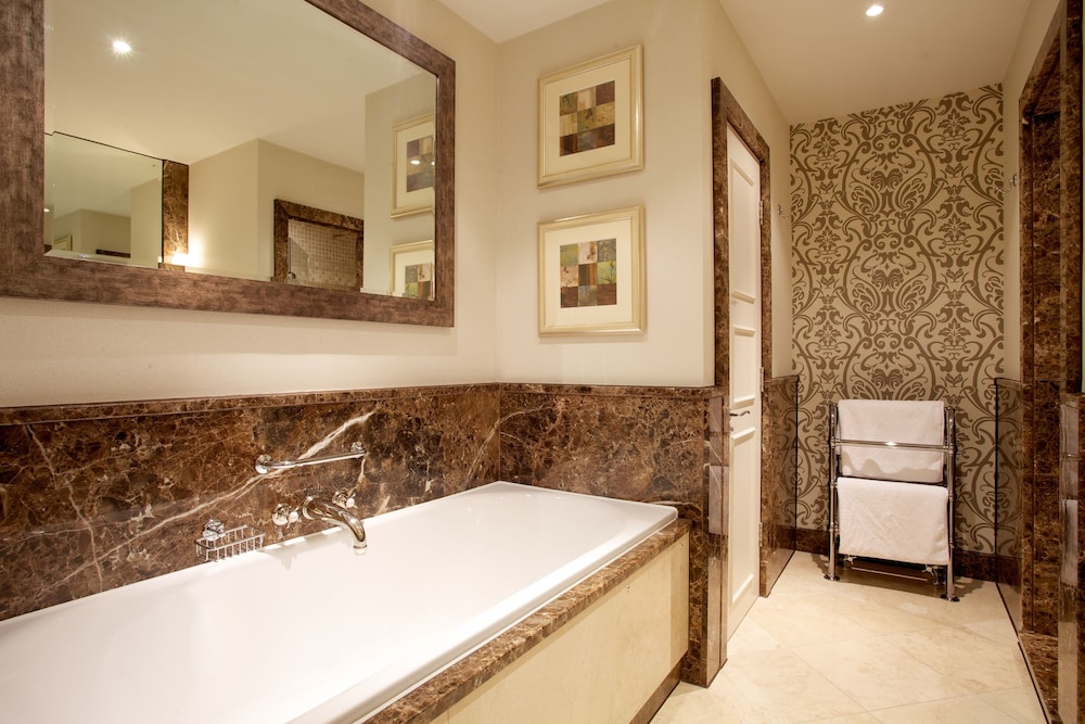 Superior Double Room - Photo 5