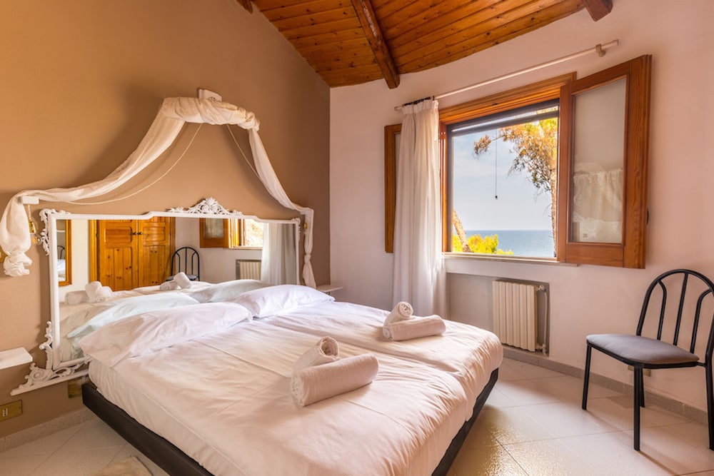Basic Bungalow, 1 Bedroom, Terrace, Sea View (Stromboli)