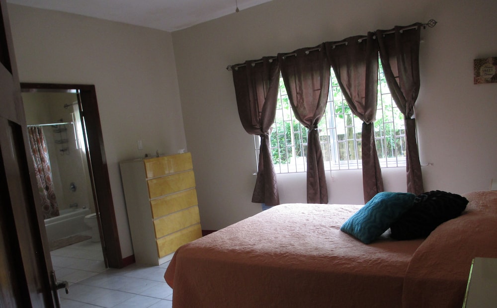 Family Studio Suite photo 1