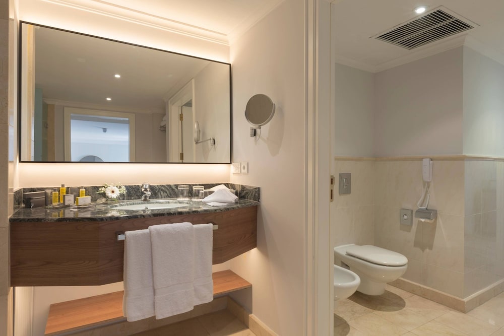 Standard Suite, 1 King Bed with Sofa bed, Balcony (View)