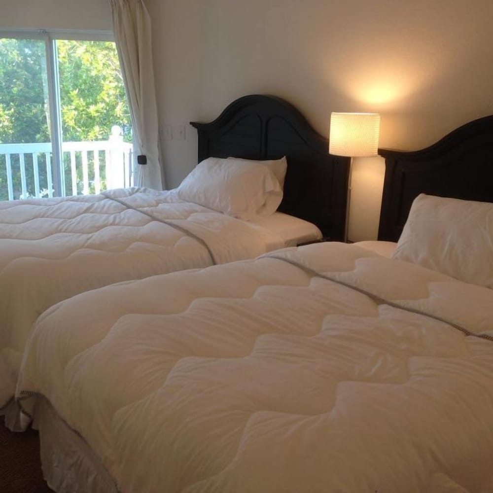 Villa photo 1