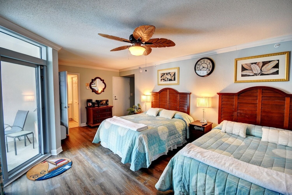 Condo, 1 Bedroom photo 2