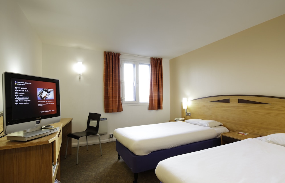 Twin Room, 2 Twin Beds photo 2