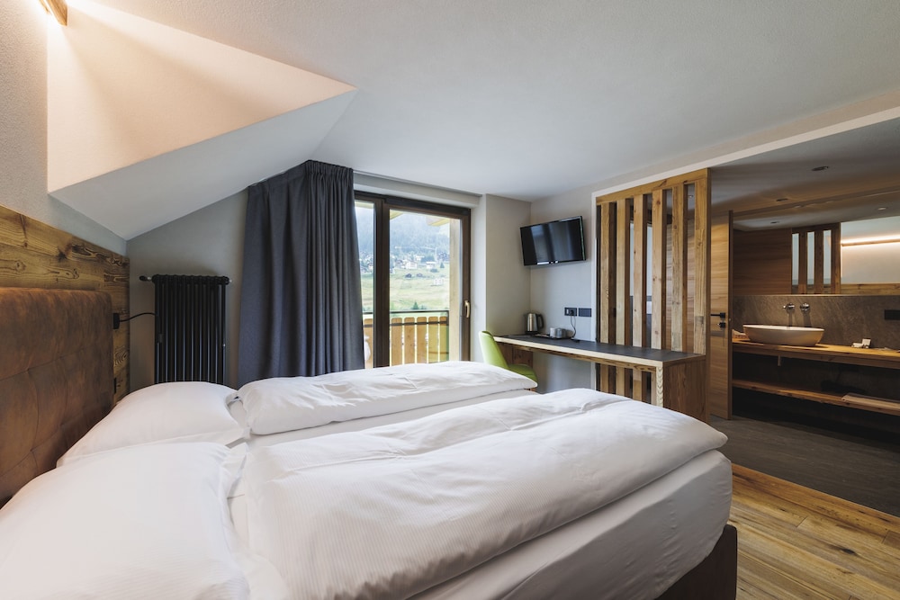 Double or Twin Room photo 3