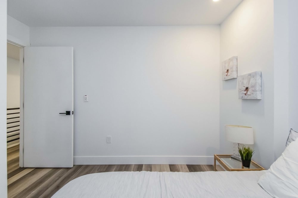 Luxurious 3 Bedroom Brand NEW Town House, 사진 64