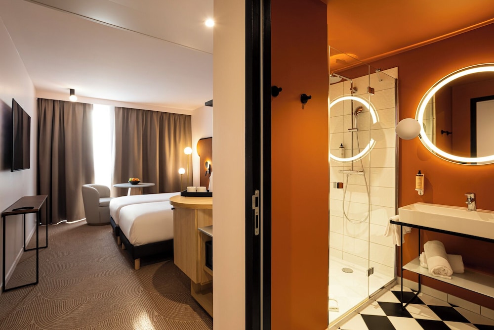Classic Room, 2 Twin Beds - Photo 4