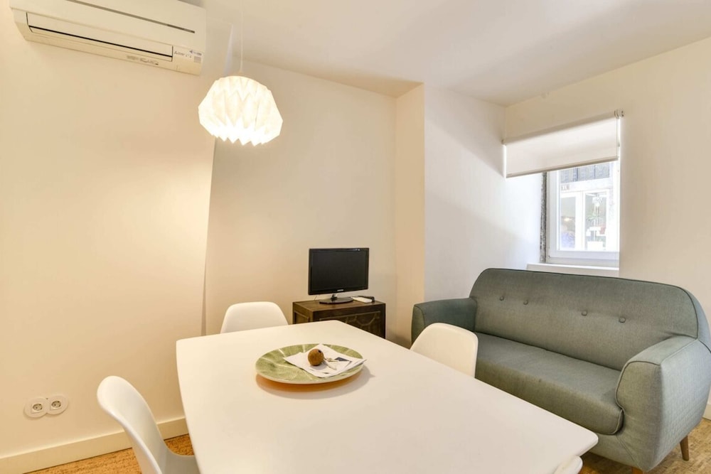 Apartment (1 Bedroom)