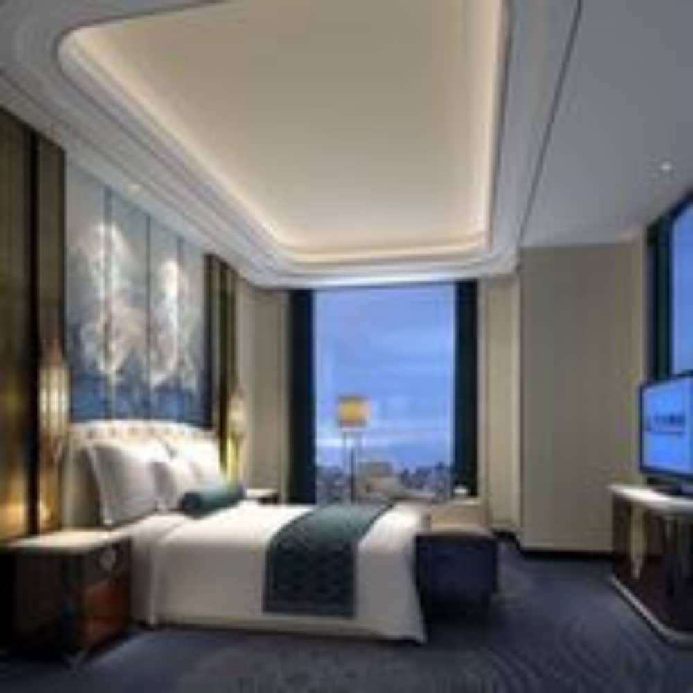 Grand Deluxe King Room photo 2