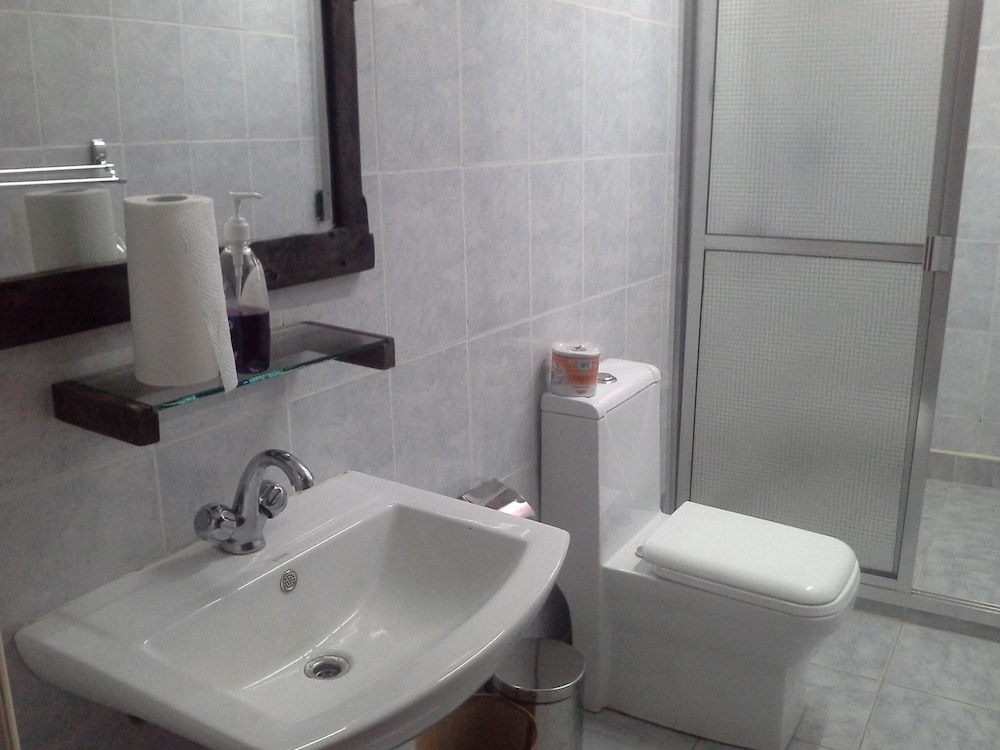 Deluxe Triple Room, City View photo 3