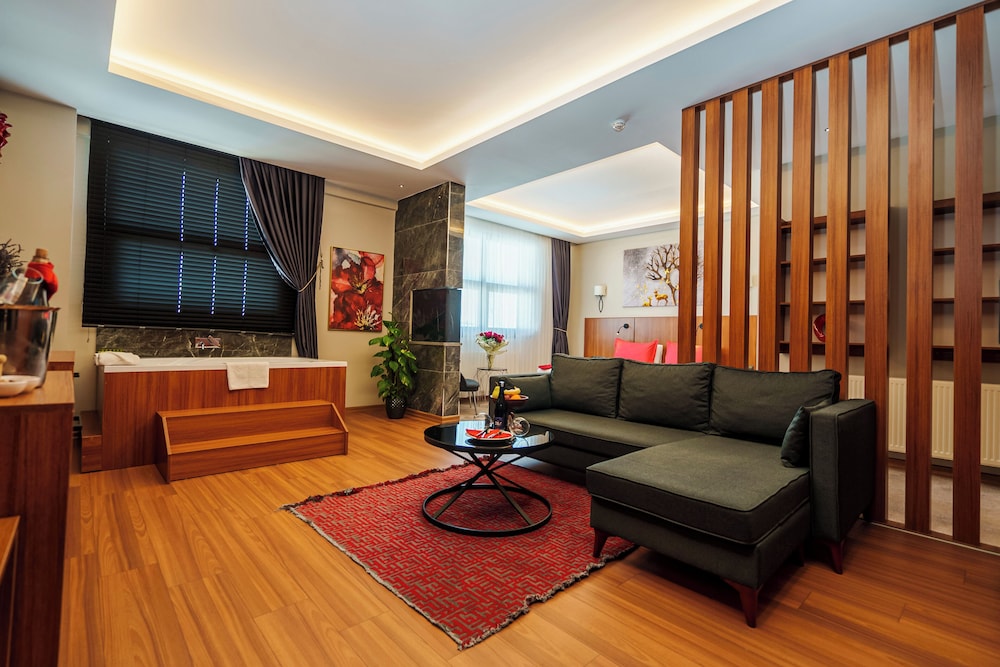 Royal Room