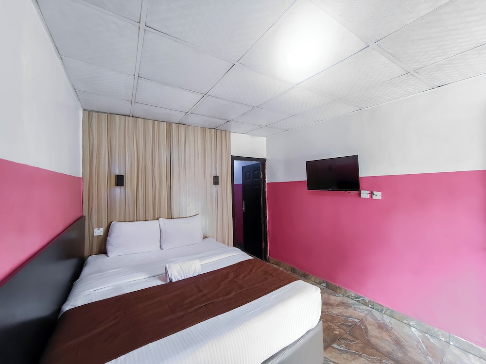 Standard Room, City View