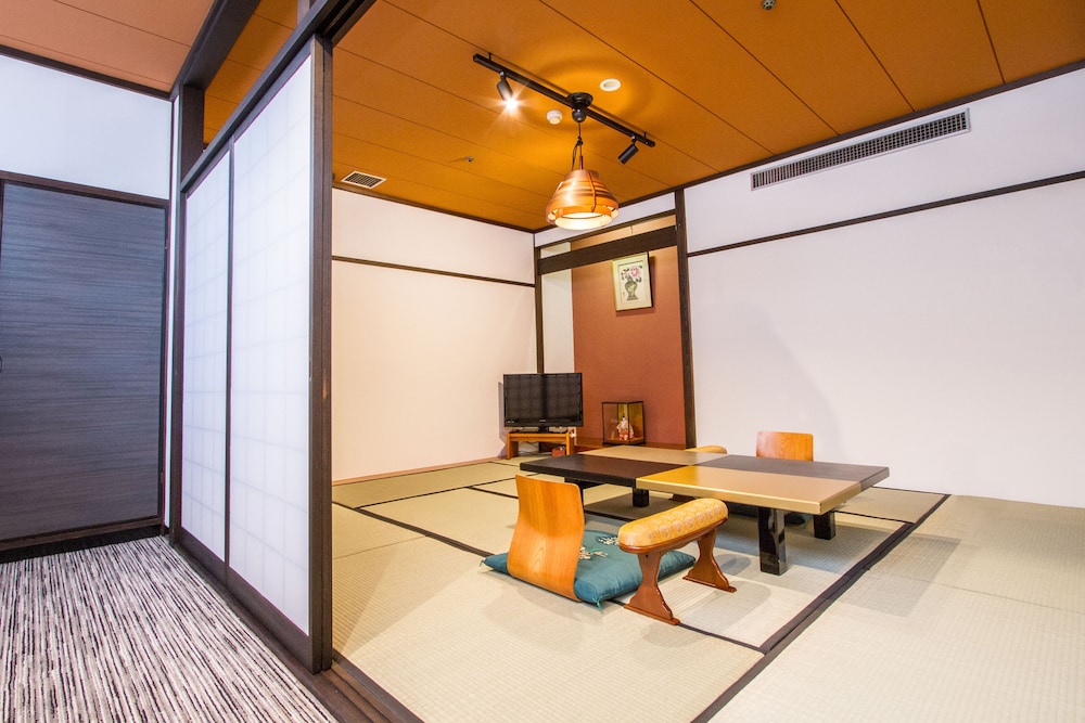 Japanese Style Room For 5, Non Smoking photo 2