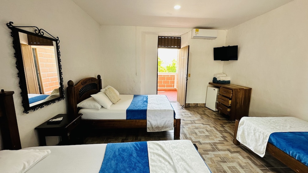 Standard Quadruple Room