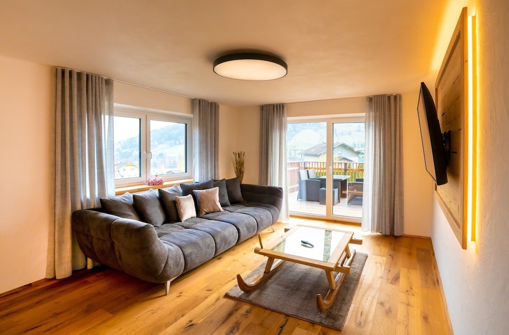 Comfort Apartment, 2 Bedrooms, Patio, Mountain View photo 1