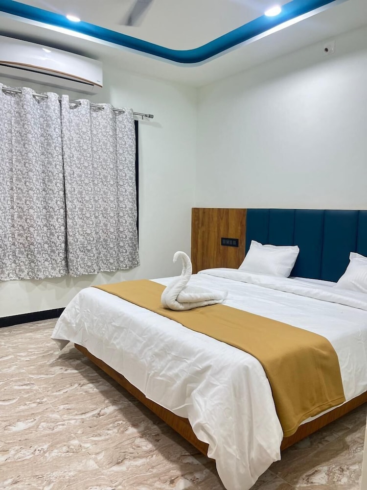 Double Room, City View
