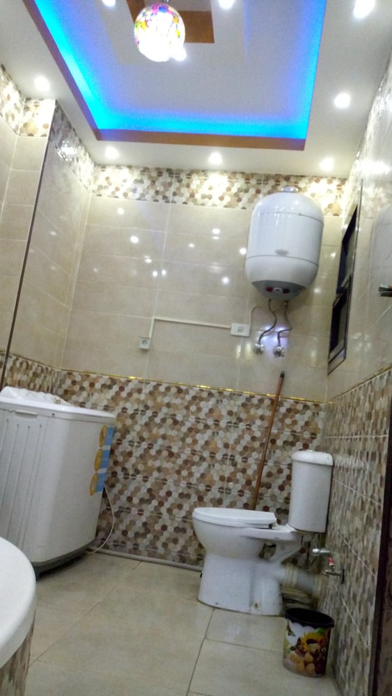 Studio, Shared Bathroom