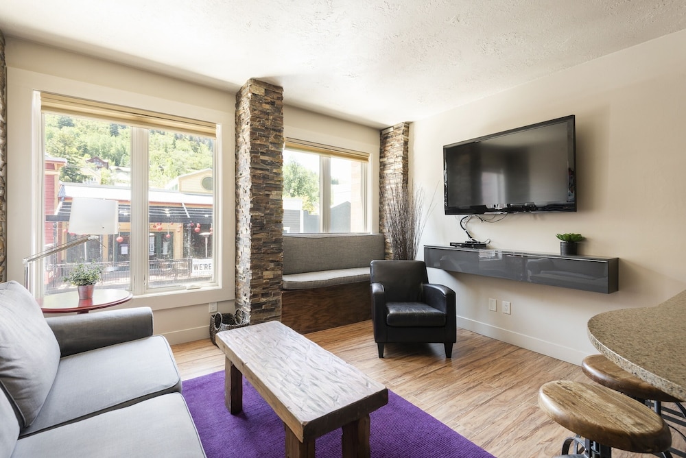 Condo, 1 Bedroom