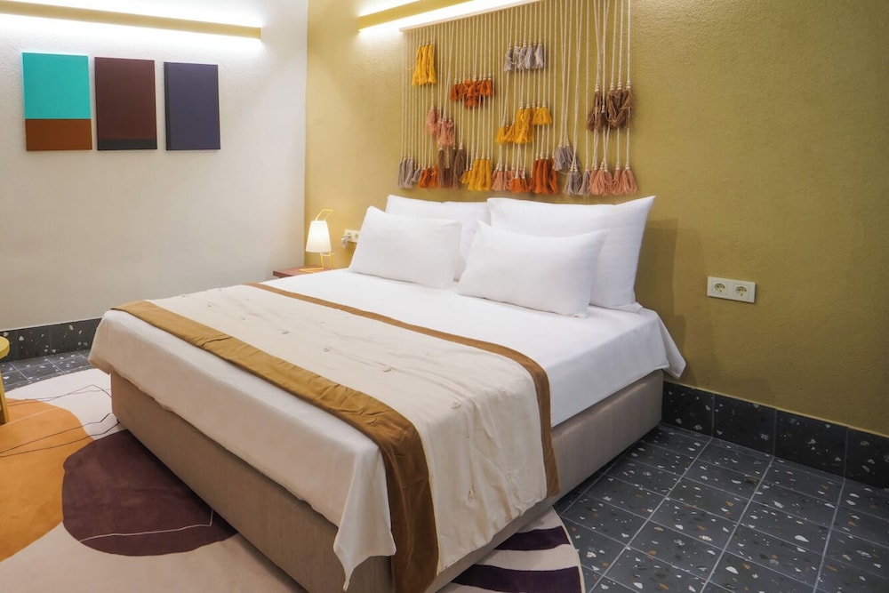 Deluxe Double Room - Photo 1