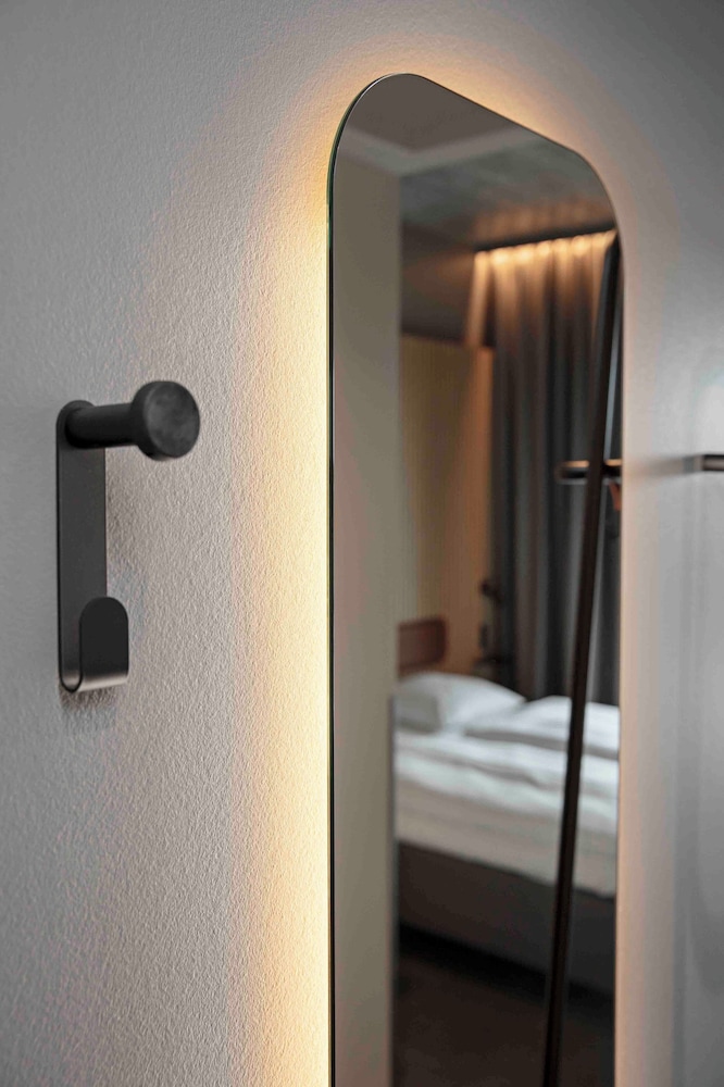 Standard Twin Room, 2 Twin Beds - Photo 5