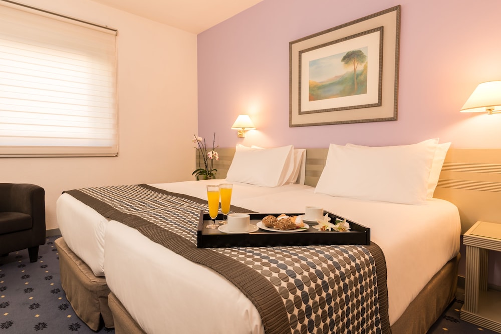Double Room - Photo 3