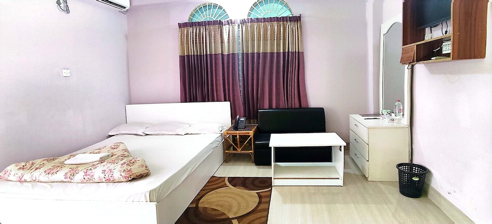 Deluxe Suite photo 3