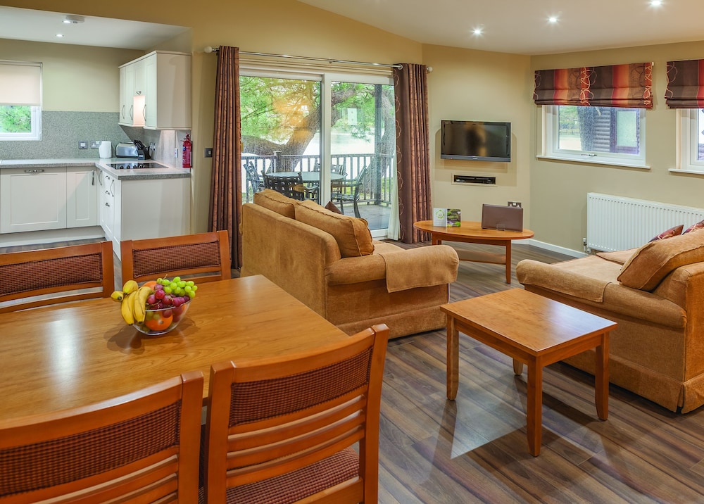 Lodge, 2 Bedrooms - Photo 15