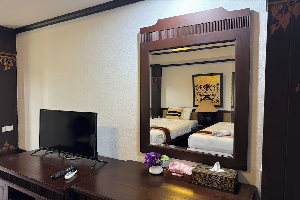 Deluxe Double Room - Photo 7