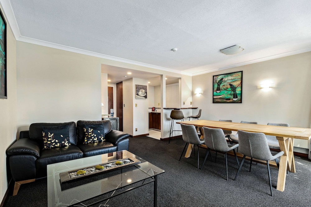 Apartment photo 1