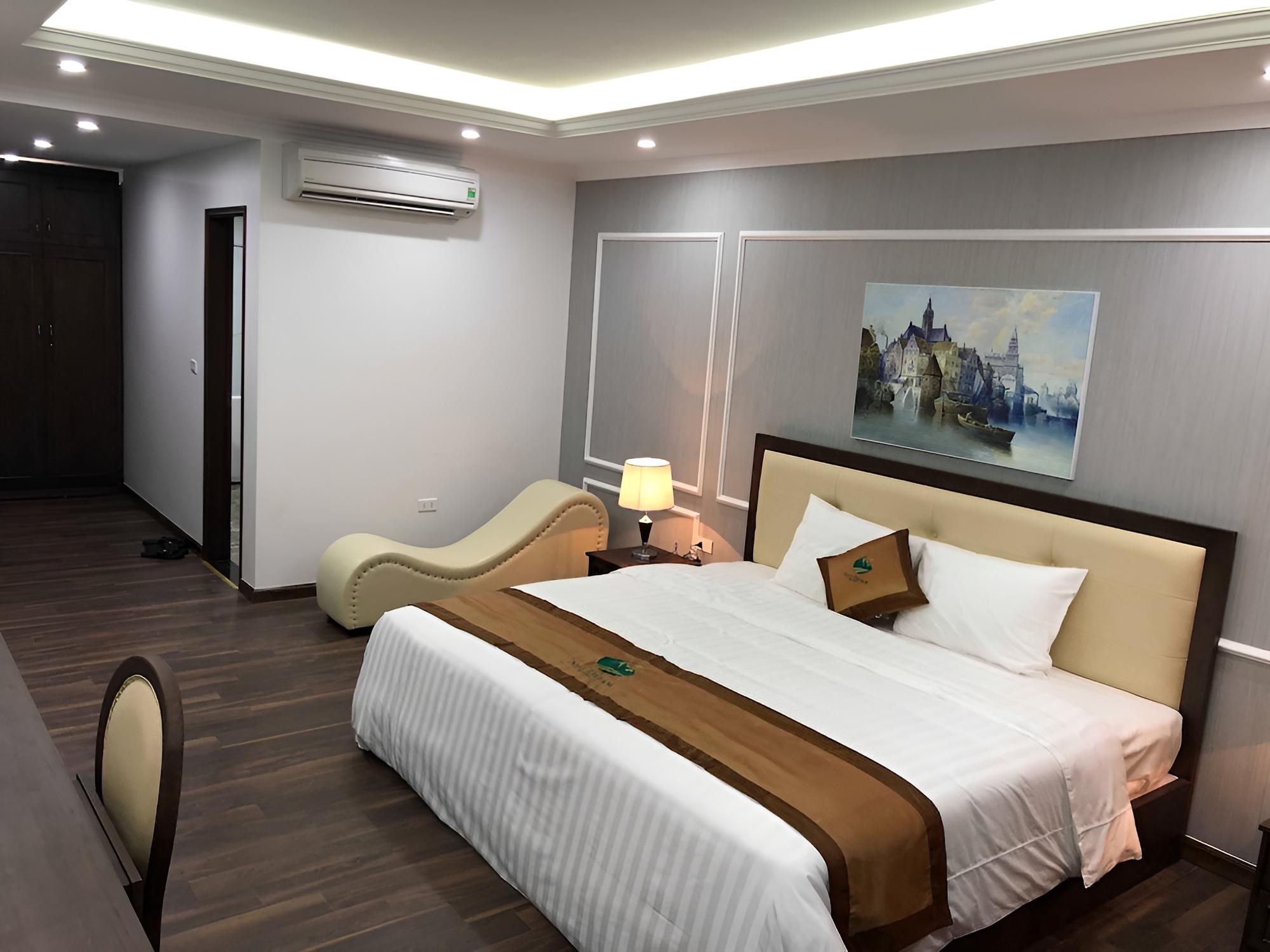 VIP Room photo 3