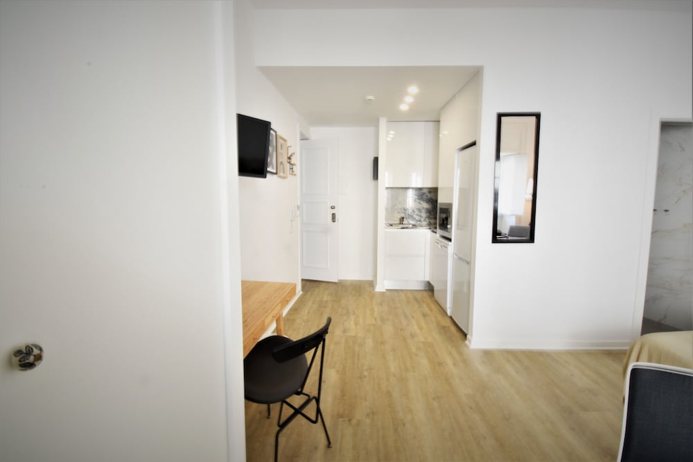 Royal Studio photo 3