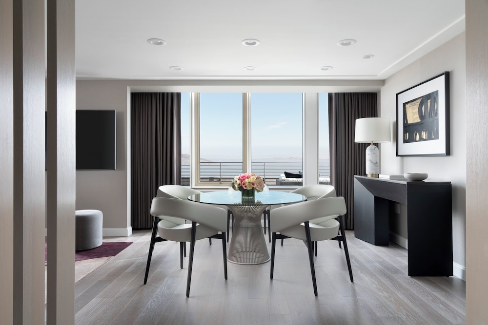 Suite, Terrace (Golden Gate)