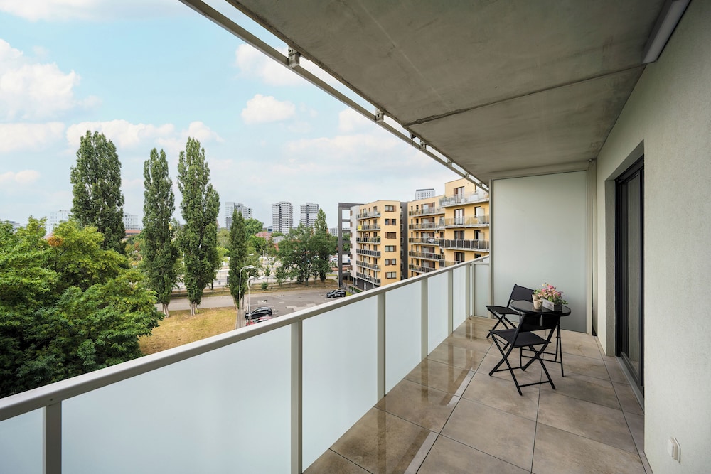 Latte Apartament Parking by Renters, Billede 4