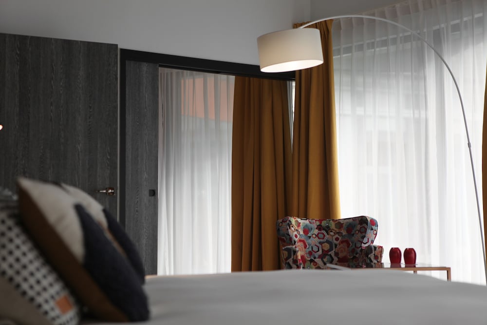 Premium Suite