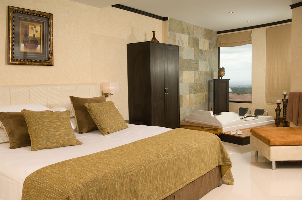 Junior Suite Volcano View - Photo 3