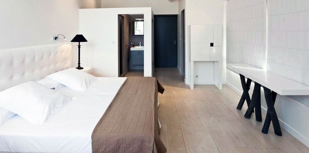 Double Room (3) photo 3