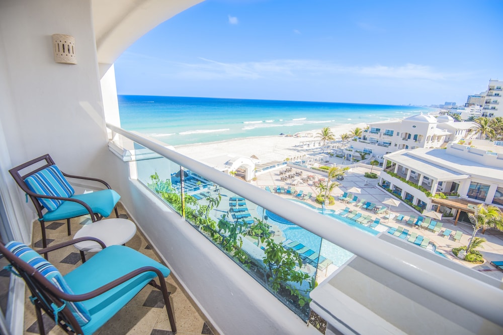 Junior Room, 2 Double Beds, Ocean View