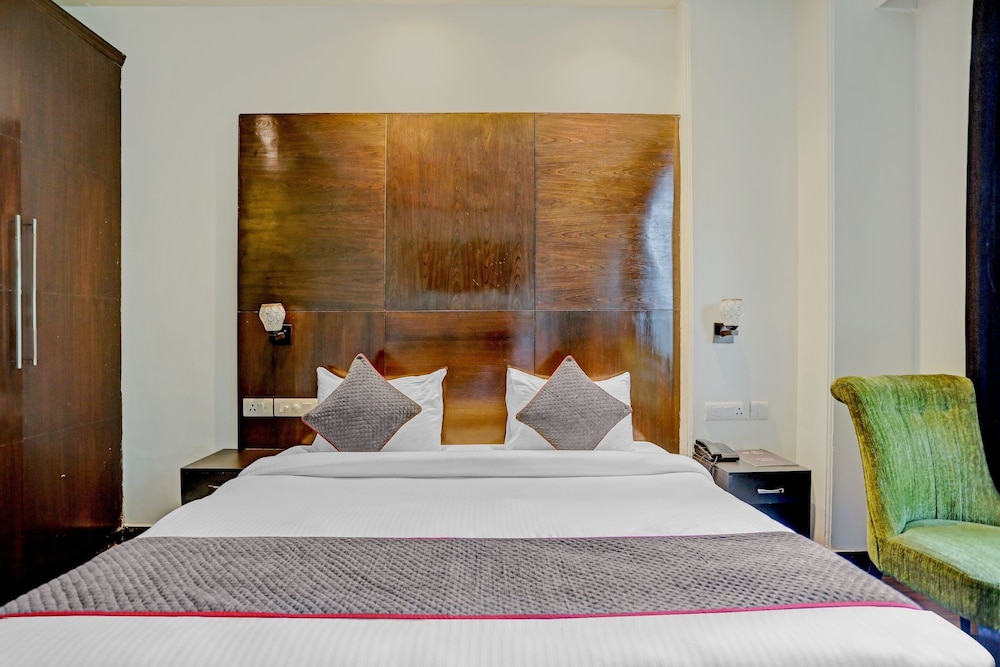 Deluxe Double or Twin Room, Balcony, City View - Photo 18