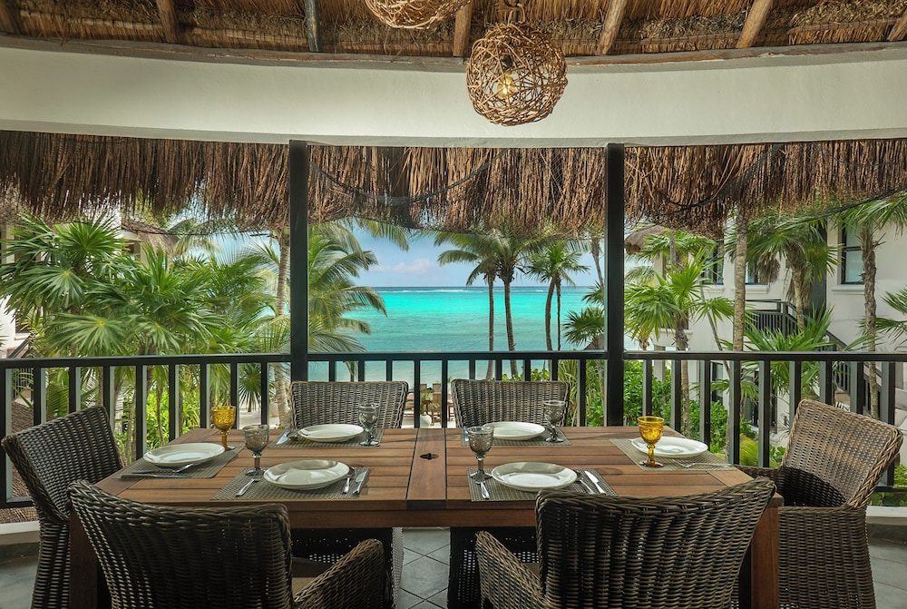 Premium Villa, 3 Bedrooms, Beach View, Beachside