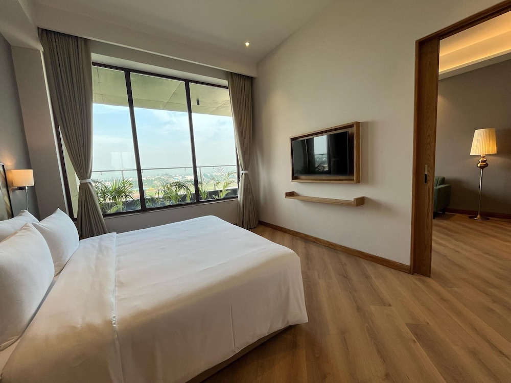 Junior Suite, 1 King Bed