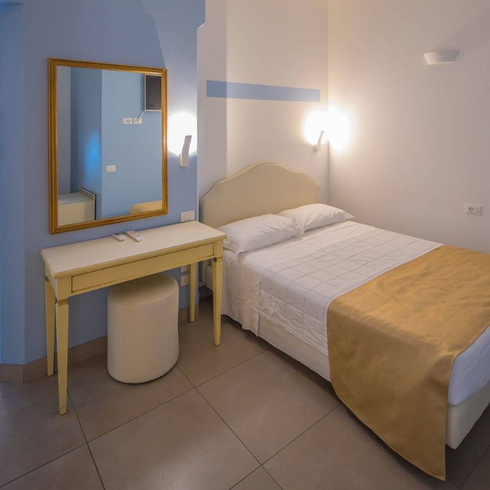 Double Room Single Use photo 3
