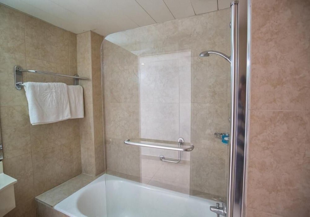 Double or Twin Room, 1 Bedroom, City View photo 2