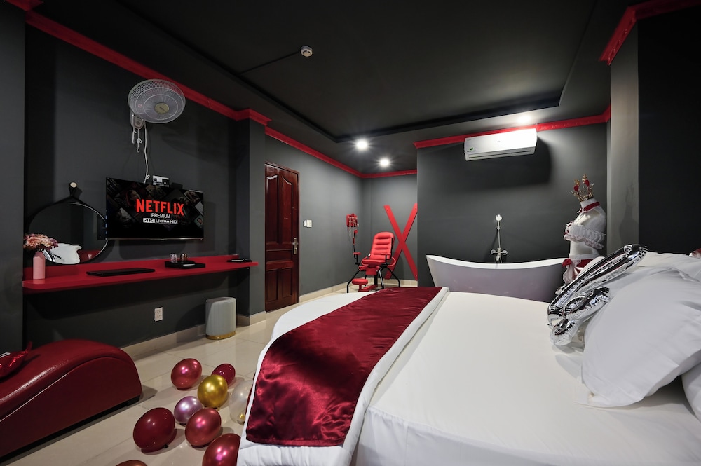 Luxury Suite photo 3