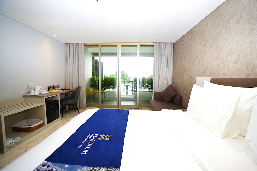 Jimbaran Room Pool Access photo 3