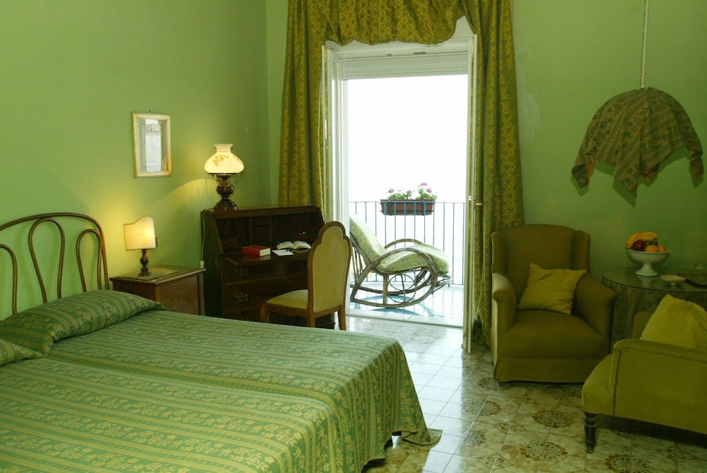 Superior Double Room, Balcony, Sea View - Photo 21