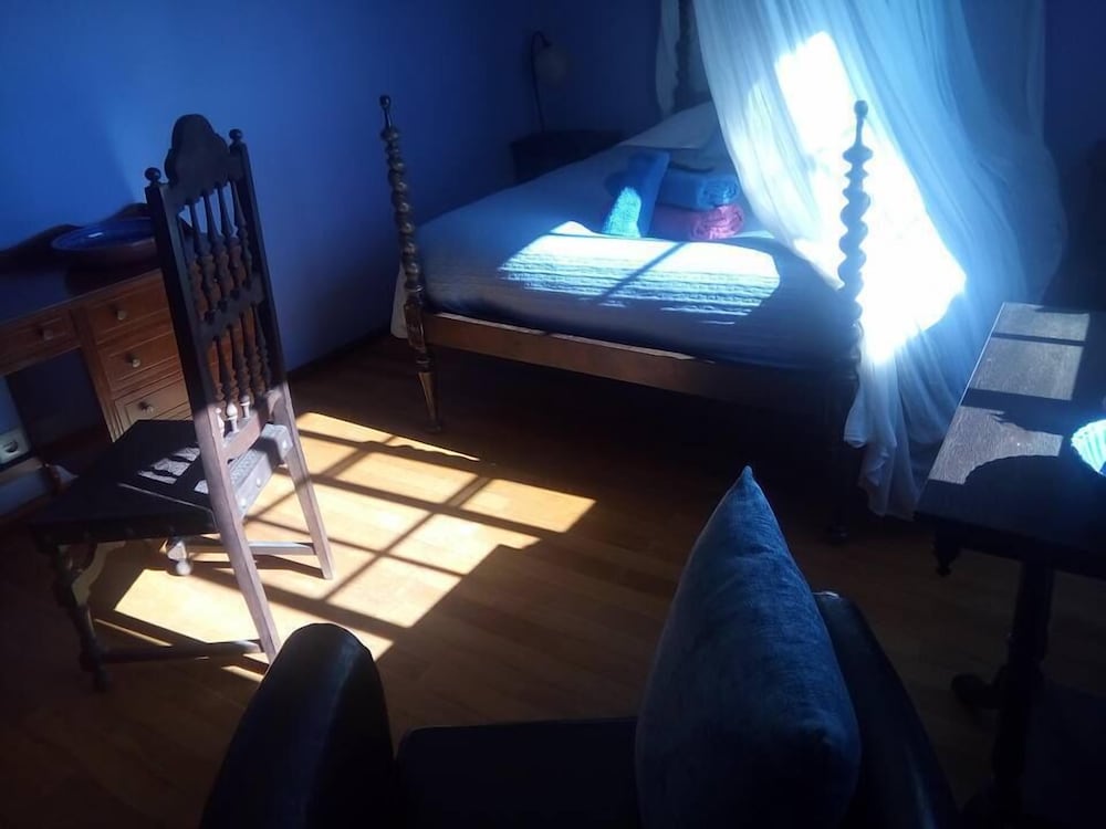 Economy Double Room (Blue)