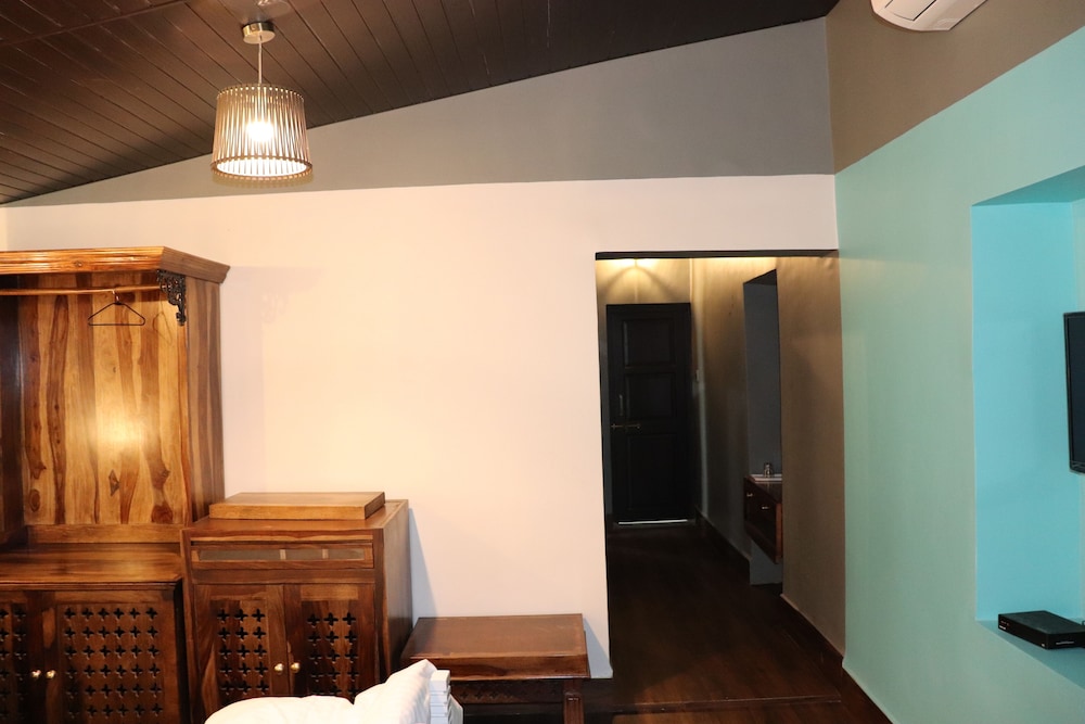 Superior Quadruple Room - Photo 4