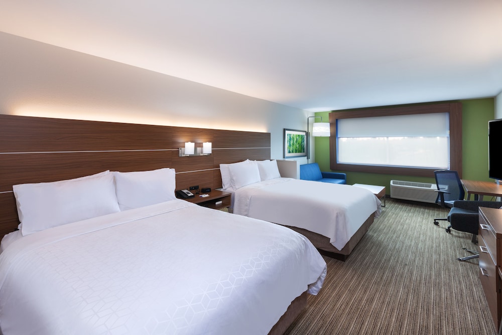 Suite, Multiple Beds photo 1